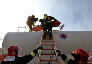 Salvataggio lavoratore autocisterna