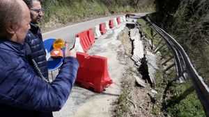 Tagliolini ed il sindaco di Macerata Feltria nel precedente sopralluogo