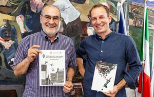 Da sinistra Presidente Provincia Giuseppe Paolini e illustratore e fumettista Davide Garota