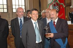 Apifarfalle2008 117 01