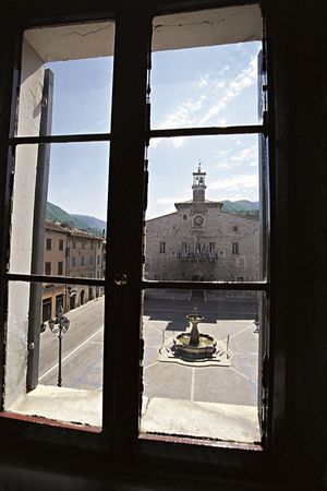 Piazza di Cagli 01