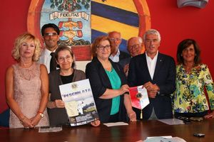 foto di gruppo conf stampa Ciaroni Catalano Quaresima e altri