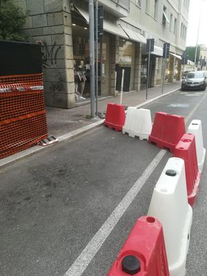 Percorso pedonale area cantiere Morselli  1 