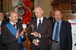 Apifarfalle2008 310