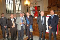 Apifarfalle2008 285