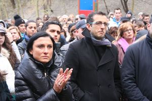 Ricci e Morani insieme a studenti ad Auschwitz 02