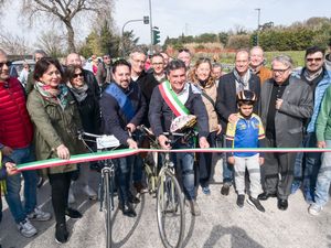 Taglio del nastro ciclabile Fano   Fenile