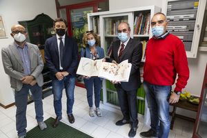 Donazione collezione foto 1