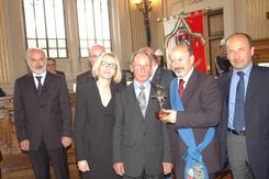 Apifarfalle2008 27