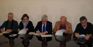 firma convenzione altra foto